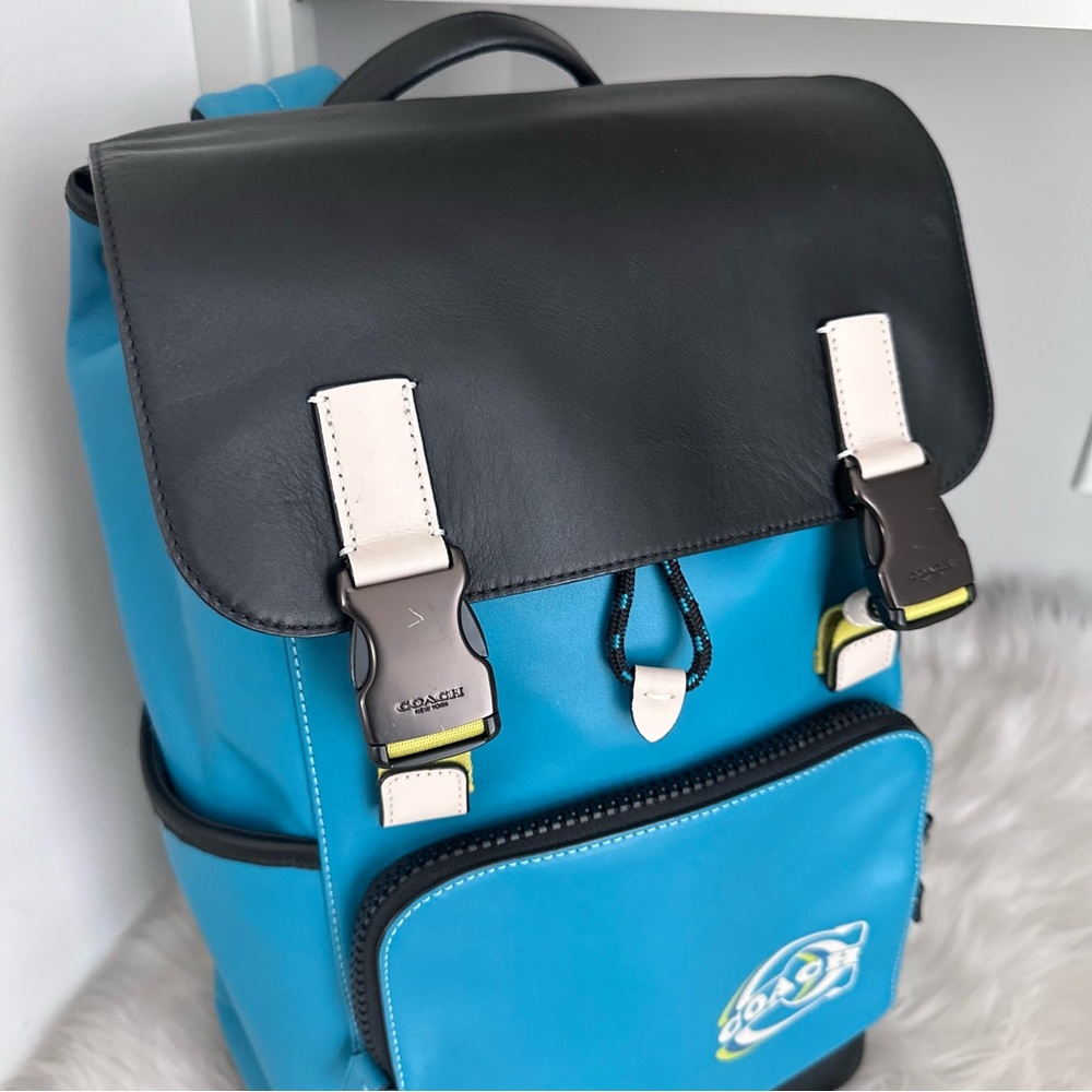 Coach CL945 Track Backpack - Picture 13 of 14